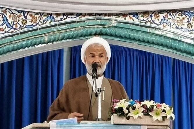امام جمعه دشتستان: جلوی هدررفت آب در کوچه‌ها را بگیرید