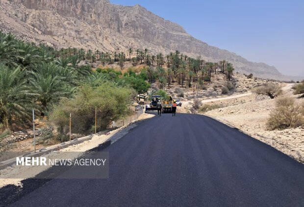 انجام عملیات بهسازی مسیرهای روستایی و اصلی بازفت