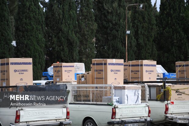 اهدای ۳۰ سری جهیزیه به ارزش ۳۰ میلیارد ریال به نوعروسان گرمساری