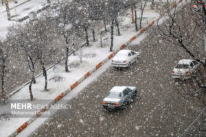 بارش برف در سقز