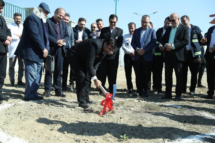 برگزاری آیین کلنگ‌زنی احداث پایگاه اورژانس۱۱۵ در بیمارستان کودکان حکیم