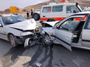 تصادف در سه راهی ایواوغلی ۳ مصدوم برجا گذاشت