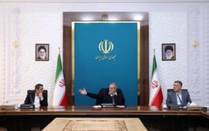 جلسه فعالان تجهیزات پزشکی با رئیس جمهور، وزیر بهداشت، رئیس بانک مرکزی و رئیس سازمان برنامه و بودجه