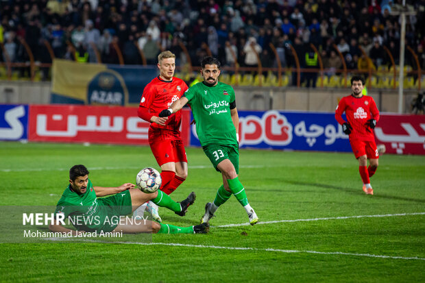 حذف انضباطی تراکتور از جام حذفی/شمس آذر برنده بازی جنجالی شد