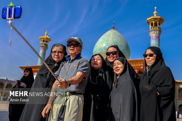 حرم شاهچراغ(ع) در مسیر دیپلماسی فرهنگی؛ ۵ کارگروه بین‌المللی فعال شد
