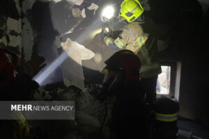 حریق منزل مسکونی در بزرگراه سردار سلیمانی مشهد مهار شد 