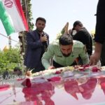 خانواده شهید حقیقت: محمود برای خدمت به مردم و امنیت کشور رفت