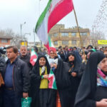 خروش مردم دیار علویان در فجر پیروزی‌