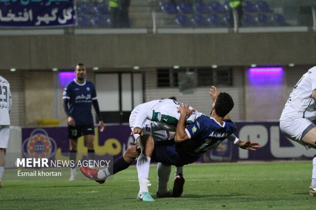 ذوب‌آهن با سرمربی جدید به دنبال جبران/ روز سخت خیبر برابر فولاد