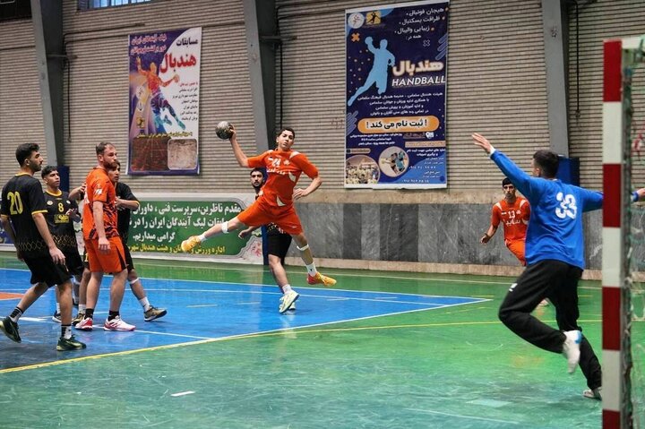 سنندج میزبان رقابت‌های لیگ آیندگان هندبال کشور شد