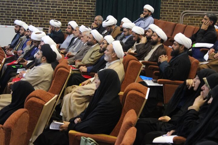 شهابی: آرایش جنگی فرهنگی متناسب با جنگ ترکیبی دشمن باشد