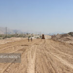 فرماندار دشتی: محور خورموج – لاور تا پایان سال تکمیل می‌شود