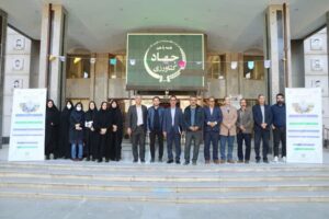 مانور سراسری حفظ نباتات در لرستان آغاز شد