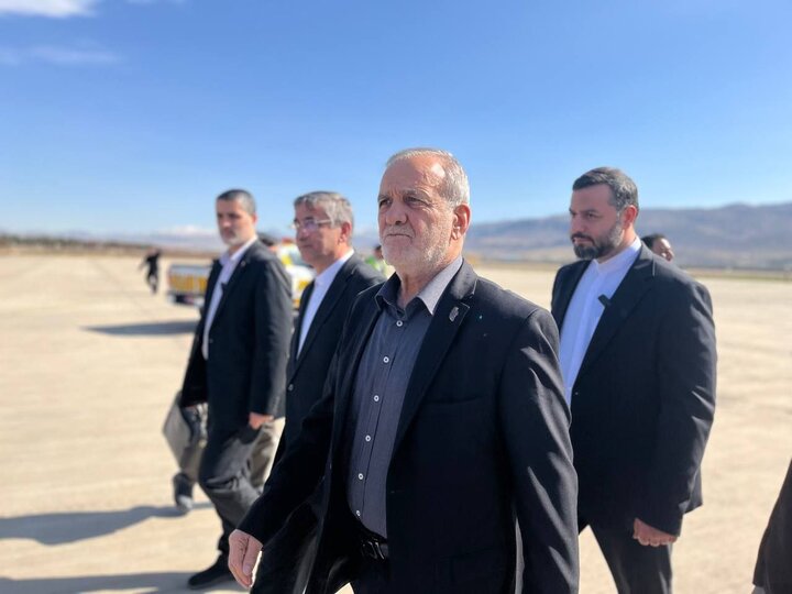 نشست پزشکیان با فعالان اقتصادی لرستان؛ مشکلات استان بررسی می شود