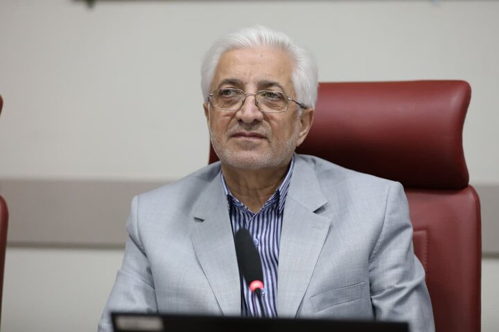 نوری: بانک‌ها باید تسهیلات تکلیفی را به‌طور مستمر پرداخت کنند