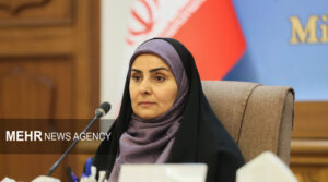 وزیر راه و شهرسازی وارد شیراز شد