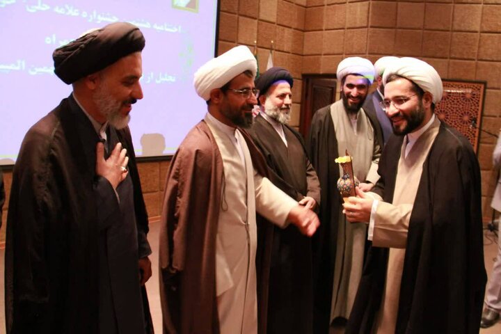 پژوهشگران برتر حوزه علمیه چهارمحال و بختیاری تجلیل شدند