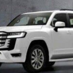 کشف تویوتا لندکروز ۸۰ میلیاردی قاچاق در عباس آباد