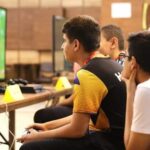 گروه همسالان؛ سکوی خودشناسی یا تهدیدی برای مبارزه با والدین؟