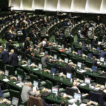 ۵۳ نماینده مجلس خواستار مقابله با جنگ اقتصادی آمریکا شدند