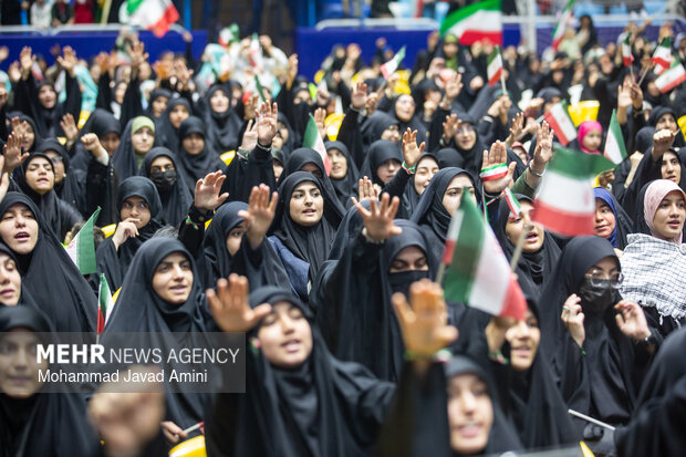 اجتماع شبانه مردم کردکوی