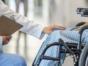 بیماران خاص قربانی تحریم‌های ظالمانه؛ ۴۲ هزار بیمار ام‌اس فقط در تهران