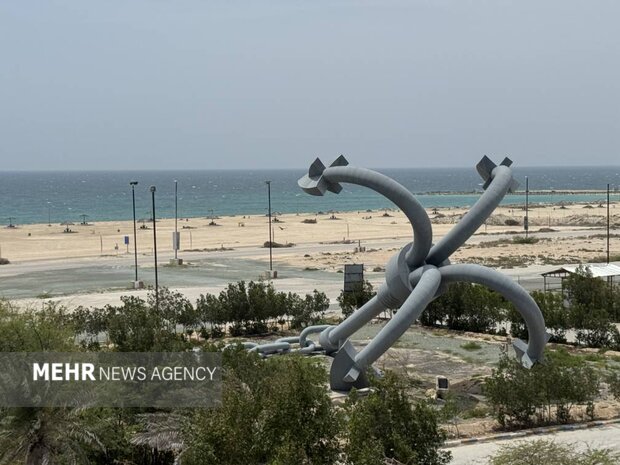 لنگری برای تاریخ؛ نمادی نو بر ساحل کیش