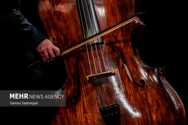 ۲۴ دقیقه گوش دادن به موسیقی در کاهش اضطراب موثر است