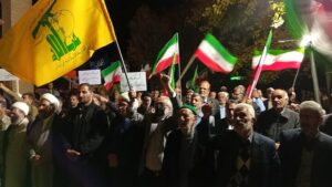 اجتماع مردم بیجار گروس در جوار شهدای گمنام