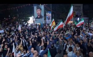 اجتماع پرشور خرم‌آبادی‌ها در محله چهارباغ
