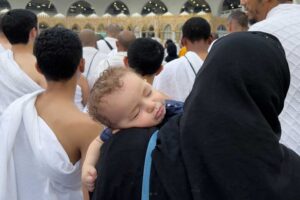 ارائه ۱۵۳۳ مورد خدمت درمانی به زائران ایرانی حج