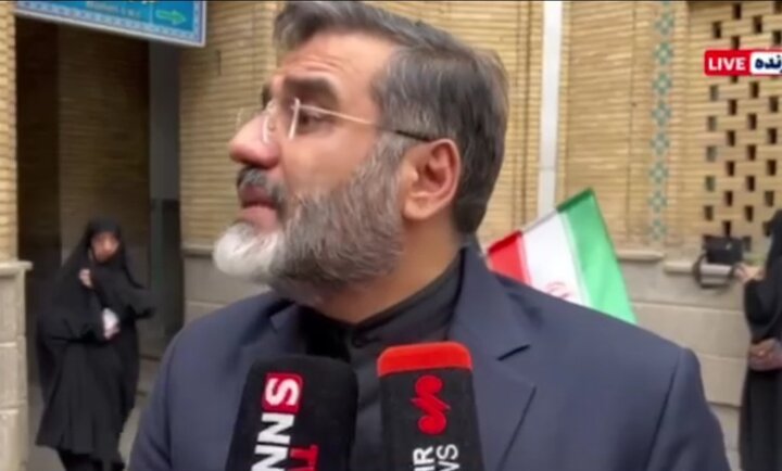 اسماعیلی: انقلاب اسلامی در جنگ روایت پیروز شد