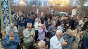 اقامه نماز استغاثه در شهر زنجان
