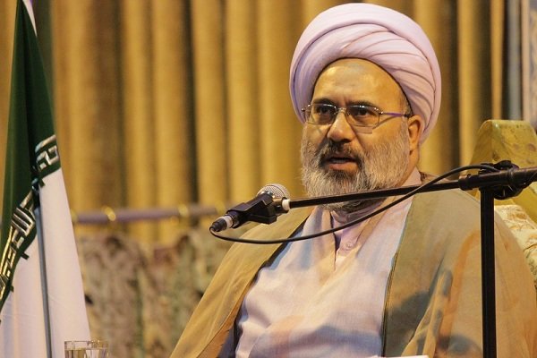 امام جمعه میاندوآب: جنگ ایران را به‌ عنوان یک قدرت تثبیت کرد