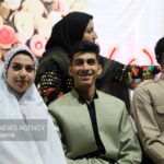 برگزاری مراسم عقد پنج زوج جوان در تجمع شبانه سنندجی‌ها