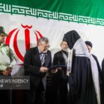 تجلیل از خانواده‌های شهدا و ایثارگران در مشهد