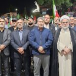 تجمع شبانه سنندجی‌ها در حمایت از وطن