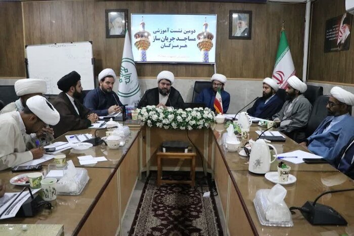 حجت‌الاسلام کاظمی: هدف فعالیت‌های مساجد آماده‌سازی نسل مهدوی است