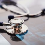 خدمت ۷۹۰ پزشک متخصص و فوق‌تخصص در لرستان
