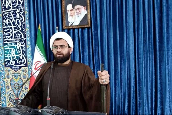خلیج فارس و تنگه هرمز نماد اقتدار ملی است
