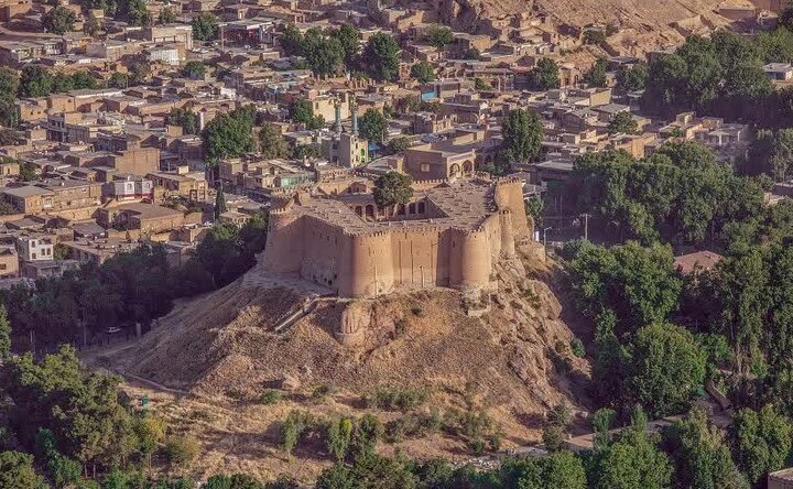 راه‌اندازی موزه «سنگ، سفال و سکه» در عرصه «فلک‌الافلاک»