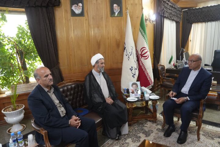 رستمی: حمایت استاندار کرمانشاه به پیشرفت طرح‌های منابع طبیعی کمک کرد