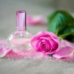 رونمایی از ۴ محصول اسانس گل محمدی در پژوهشکده اسانس های طبیعی قمصر