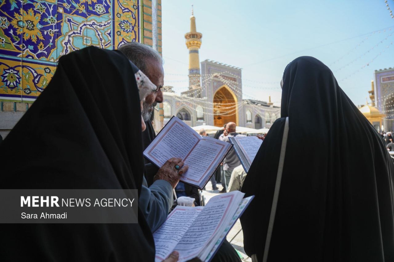 زیارت امام رضا(ع) در روز زیارتی مخصوص؛ تجدید پیوند دل‌ها با امام هشتم