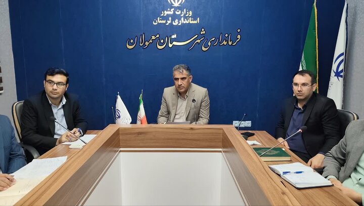 فرماندار معمولان: تسهیلات اشتغال باید به دست متقاضیان توانمند برسد