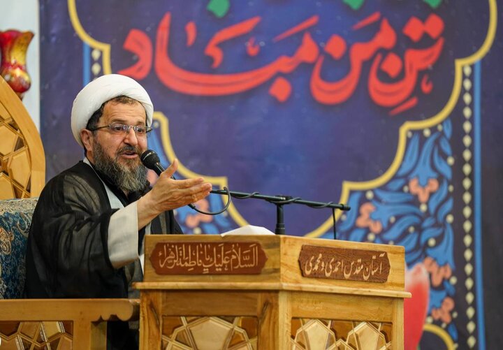 ماندگاری: ملت ایران با استقامت در مسیر ولایت ایستاده است