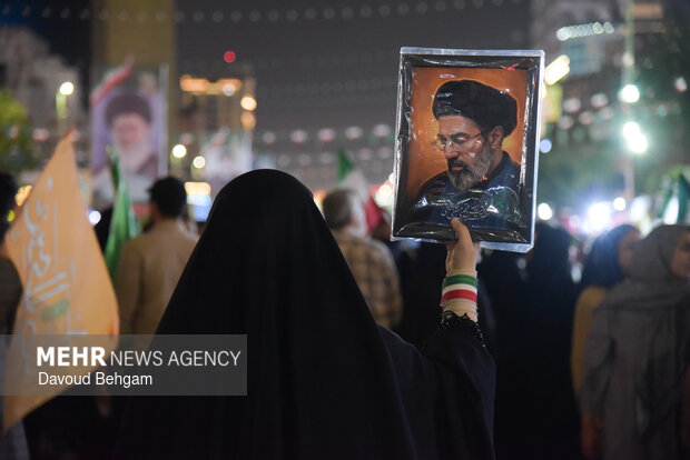 مدیران با حضور در صحنه انسجام اجتماعی را تقویت کنند