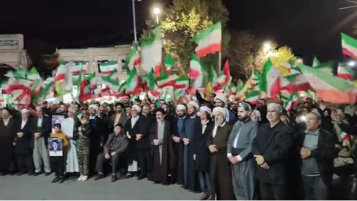 مردم ارومیه در موج هفتاد و یک مقاومت ملی خیابان را رها نکردند