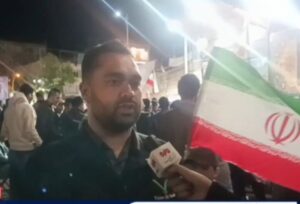 مردم سنندج: تا پای جان پای انقلابیم