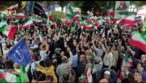 میدان‌داری خرم‌آبادی‌ها در اجتماع شب هشتاد و یکم